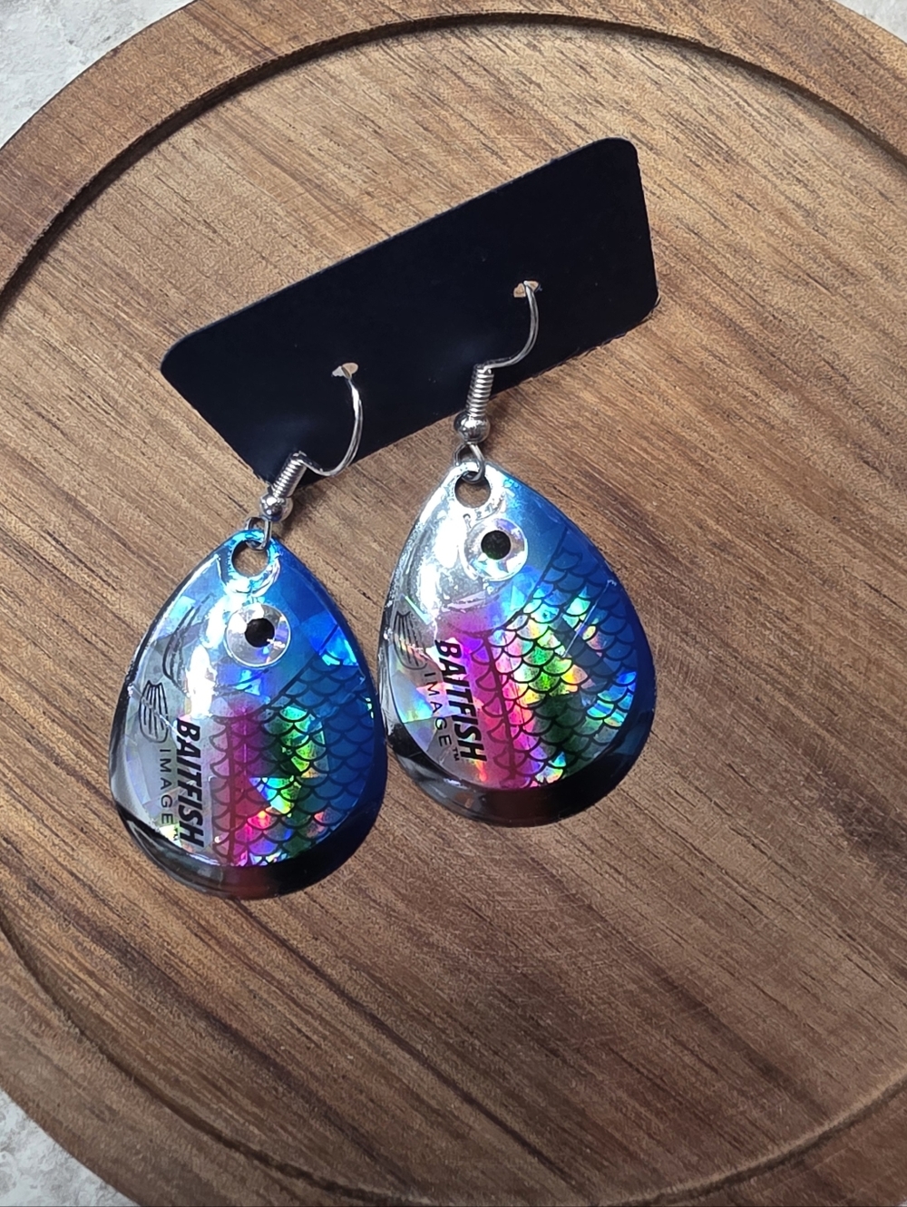 Holographic Teardrop Fish Scale Dangle Earrings - Rainbow Blue (1)